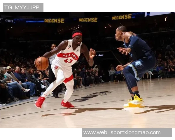 卡姆琼斯因超速被拦截逮捕急于赶往训练场引发关注 卡姆琼斯因超速被拦截逮捕急于赶往训练场引发关注